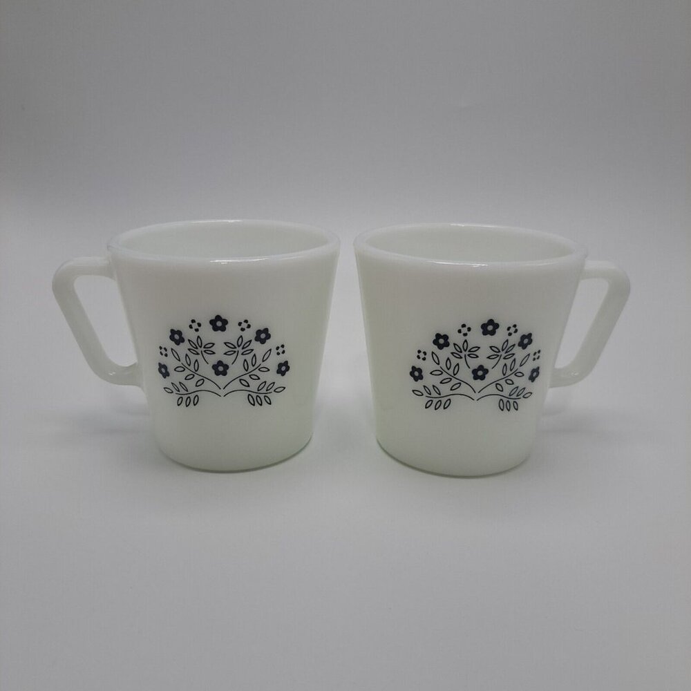 Pyrex Summer Impressions Blue Floral Milk Glass Coffee/Tea Mugs 2-Piece Set